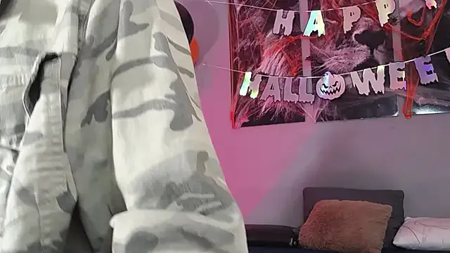 Offline Jackk_8 on StripChat