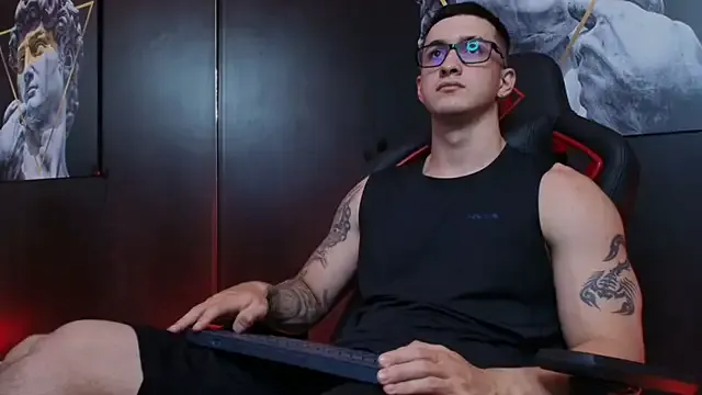 Offline JacksonOlsenn on StripChat