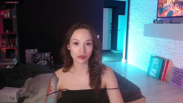 Jade_Lumin on StripChat