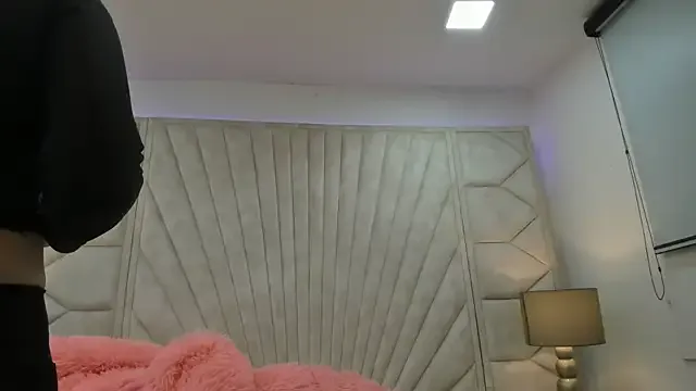 Offline Jade_squirtt on StripChat