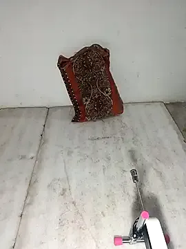 Offline Jahnvi_Kapoor on StripChat