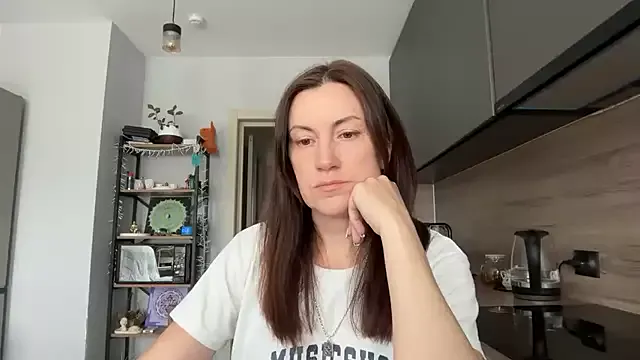 Offline jainesummer on StripChat