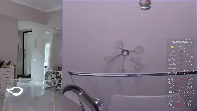 Offline jane_sui on StripChat