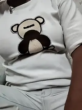 Janvi_Jaitly on StripChat