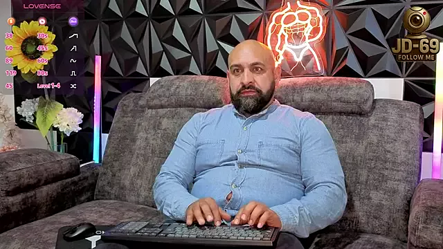 Offline JD-69 on StripChat