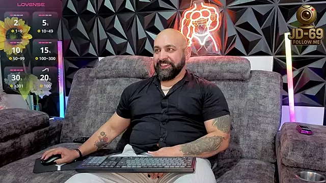 Offline JD-69 on StripChat