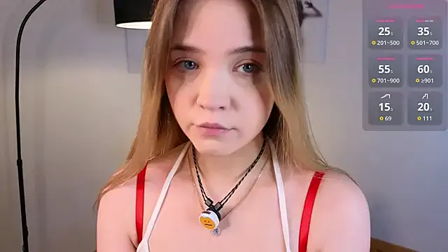 StripChat JeanToh is Freechat JeanToh — Walk across the room and back