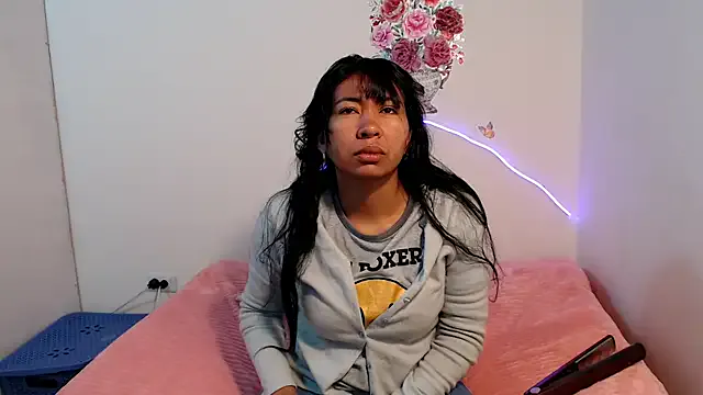 Offline johanyxs on StripChat