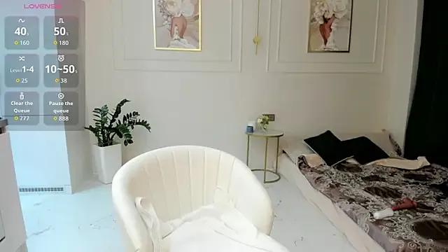 Offline Jolie_Ozolla on StripChat