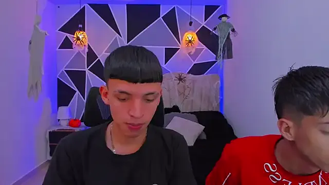 Offline Juan_Nd_Steven on StripChat