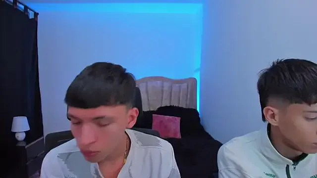 Offline Juan_Nd_Steven on StripChat