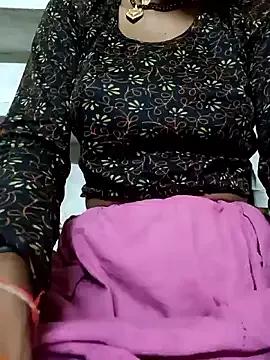 Juhi_chawla from StripChat is Freechat