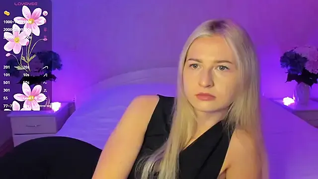 Offline Julie_Blaze on StripChat