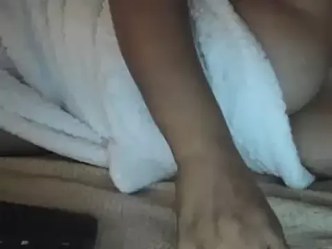 Freechat JulieJoe_ on StripChat