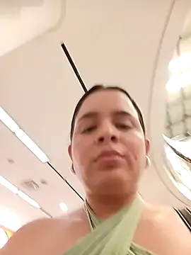 Offline Julieth_hot-69 on StripChat