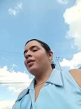 Offline Julieth_hot-69 on StripChat