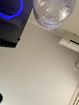 Offline Julietta_a on StripChat