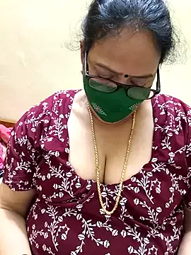 Offline jyosthna on StripChat