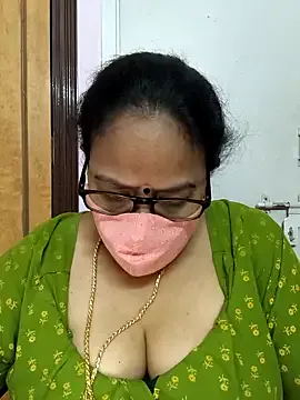 Offline jyosthna on StripChat