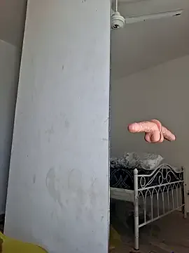 Offline Kamdollie on StripChat