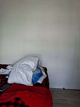 Offline Kamdollie on StripChat