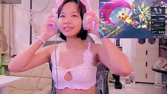 Kana_G from StripChat
