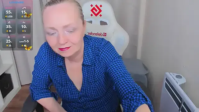 Offline Karen_Villis on StripChat