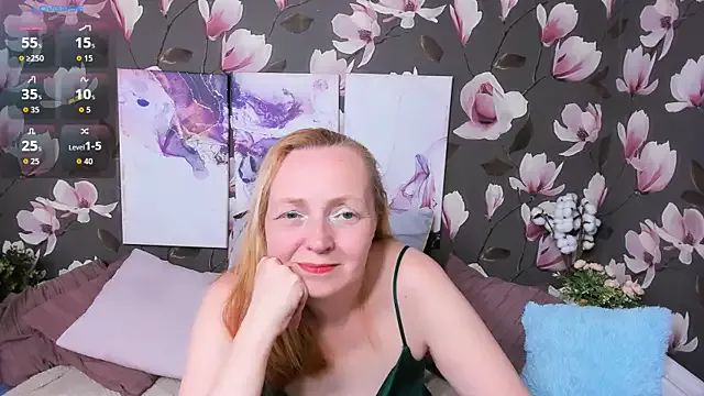 Offline Karen_Villis on StripChat