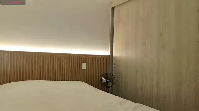 Freechat karinasantos_ on StripChat