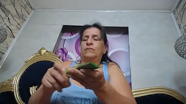 Offline karito_mature17 on StripChat