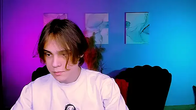 karl_mans — show ass