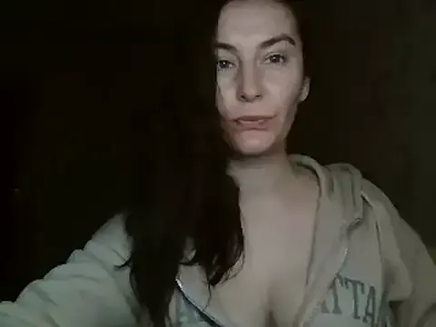 Offline KatalinaQE on StripChat