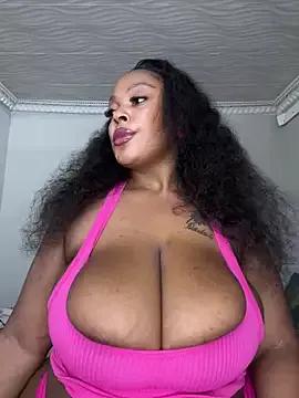 Katamia25 from StripChat