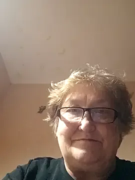 Katherine735 on StripChat