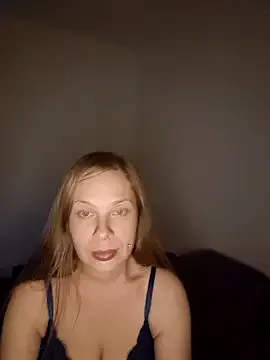 Offline katiestevens on StripChat