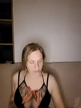 Offline katiestevens on StripChat