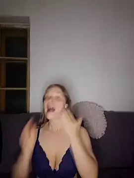 Offline katiestevens on StripChat