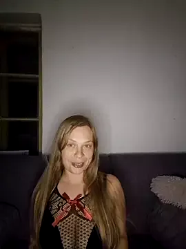 Offline katiestevens on StripChat