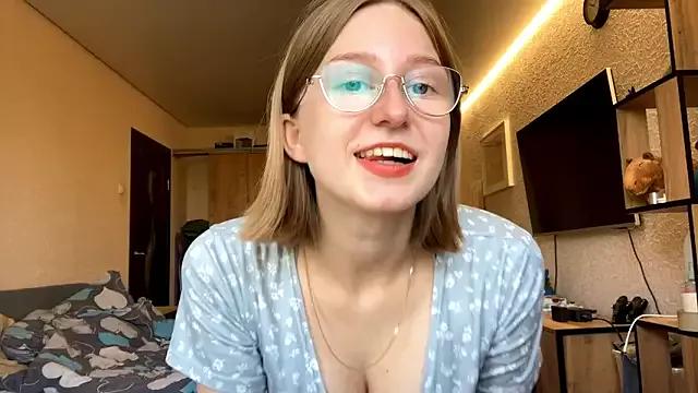 KATTIE_SLOWFiRE from StripChat is Freechat
