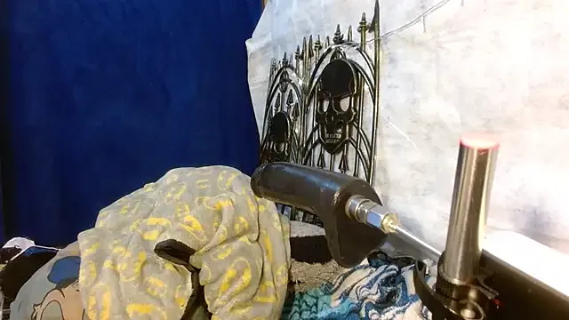 kattislut77 on StripChat 