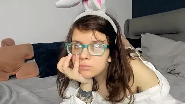 Katty_Kitty9999 from StripChat