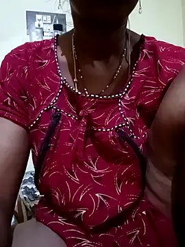 Offline Kavya5500 on StripChat