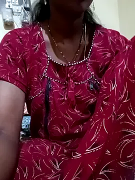 Offline Kavya5500 on StripChat