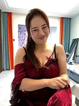 Kayla-love from StripChat is Freechat