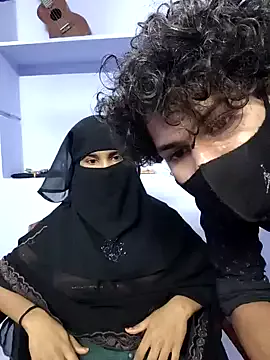 Offline Khadija37 on StripChat