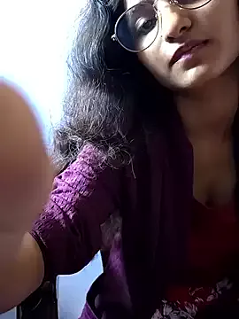 Offline Khadija37 on StripChat