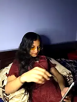 Offline Khadija37 on StripChat