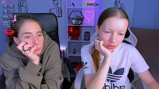 Offline khloebeauty on StripChat