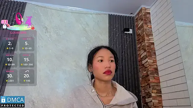 Offline Kiara_Zahiri__ on StripChat