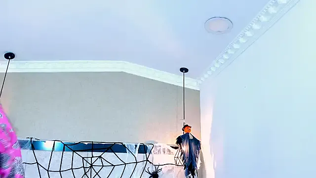 Freechat kimCosseyy on StripChat